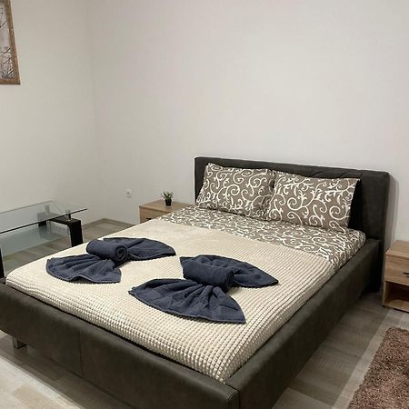 Ddm Residence براشوف المظهر الخارجي الصورة