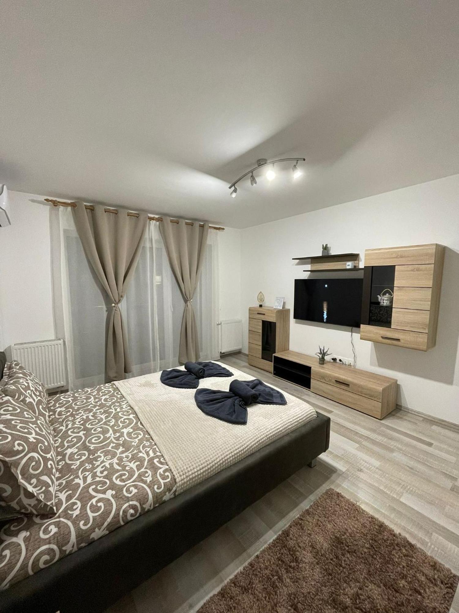 Ddm Residence براشوف المظهر الخارجي الصورة
